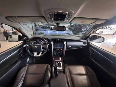 TOYOTA Hilux SW4 2.8 16V 4P SRX PLATINUM 4X4 TURBO DIESEL AUTOM�TICO, Foto 11