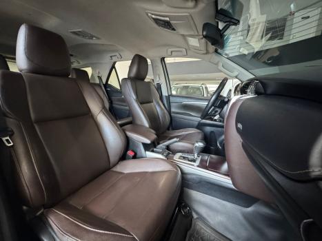 TOYOTA Hilux SW4 2.8 16V 4P SRX PLATINUM 4X4 TURBO DIESEL AUTOM�TICO, Foto 12