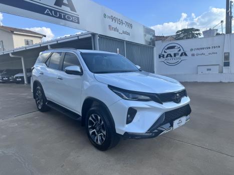 TOYOTA Hilux SW4 2.8 16V 4P SRX 4X4 7 LUGARES TURBO DIESEL AUTOM�TICO, Foto 3