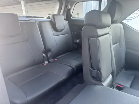 TOYOTA Hilux SW4 2.8 16V 4P SRX 4X4 7 LUGARES TURBO DIESEL AUTOM�TICO, Foto 16