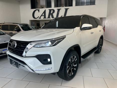 TOYOTA Hilux SW4 2.8 16V 4P SRX 4X4 7 LUGARES TURBO DIESEL AUTOM�TICO, Foto 3