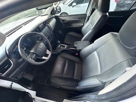 TOYOTA Hilux SW4 2.8 16V 4P SRX PLATINUM 4X4 7 LUGARES TURBO DIESEL AUTOM�TICO, Foto 3