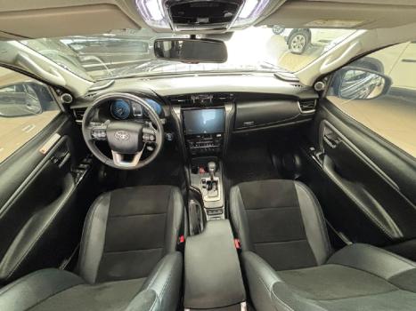 TOYOTA Hilux SW4 2.8 16V 4P SRX PLATINUM 4X4 7 LUGARES TURBO DIESEL AUTOM�TICO, Foto 11