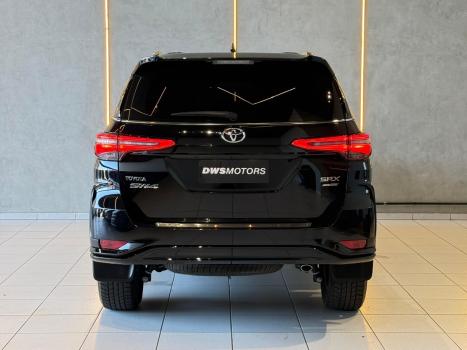 TOYOTA Hilux SW4 2.8 16V 4P SRX PLATINUM 4X4 7 LUGARES TURBO DIESEL AUTOM�TICO, Foto 7