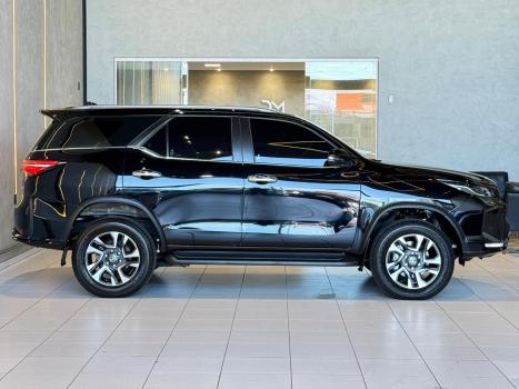 TOYOTA Hilux SW4 2.8 16V 4P SRX PLATINUM 4X4 7 LUGARES TURBO DIESEL AUTOM�TICO, Foto 10