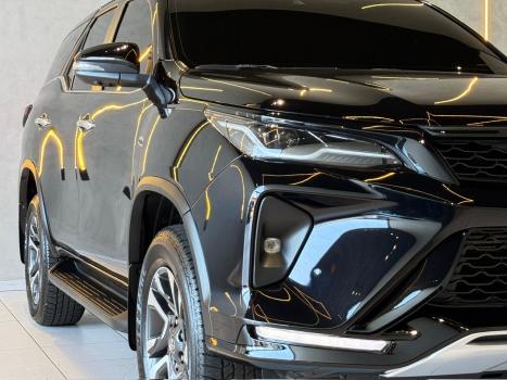 TOYOTA Hilux SW4 2.8 16V 4P SRX PLATINUM 4X4 7 LUGARES TURBO DIESEL AUTOM�TICO, Foto 25