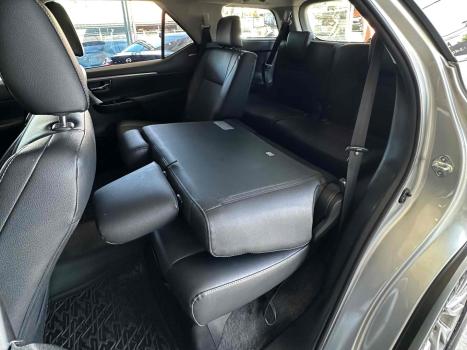 TOYOTA Hilux SW4 2.8 16V 4P SRX 4X4 7 LUGARES TURBO DIESEL AUTOM�TICO, Foto 11