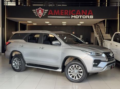 TOYOTA Hilux SW4 2.8 16V 4P SRX 4X4 7 LUGARES TURBO DIESEL AUTOM�TICO, Foto 1