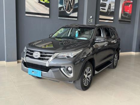 TOYOTA Hilux SW4 2.8 16V 4P SRX 4X4 7 LUGARES TURBO DIESEL AUTOM�TICO, Foto 7