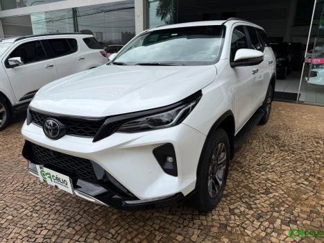 TOYOTA Hilux SW4 2.8 16V 4P SRX PLATINUM 4X4 7 LUGARES TURBO DIESEL AUTOM�TICO, Foto 6