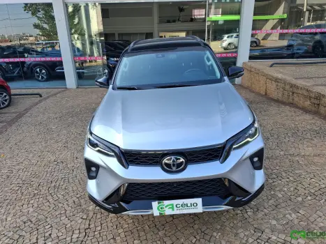 TOYOTA Hilux SW4 2.8 16V 4P SRX PLATINUM 4X4 7 LUGARES TURBO DIESEL AUTOM�TICO, Foto 5