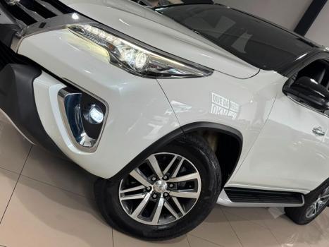 TOYOTA Hilux SW4 2.8 16V 4P SRX PLATINUM 4X4 TURBO DIESEL AUTOM�TICO, Foto 7
