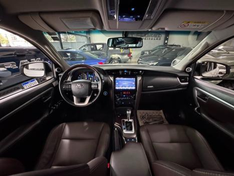 TOYOTA Hilux SW4 2.8 16V 4P SRX PLATINUM 4X4 TURBO DIESEL AUTOM�TICO, Foto 9