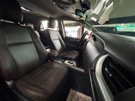 TOYOTA Hilux SW4 2.8 16V 4P SRX PLATINUM 4X4 TURBO DIESEL AUTOM�TICO, Foto 12