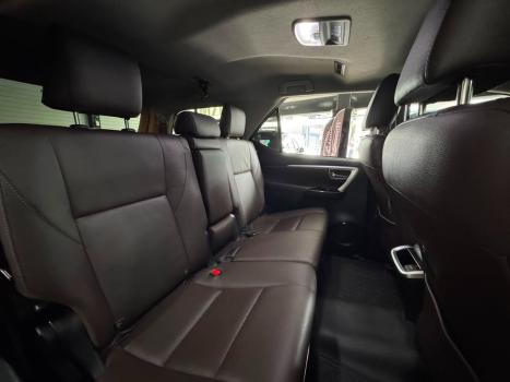 TOYOTA Hilux SW4 2.8 16V 4P SRX PLATINUM 4X4 TURBO DIESEL AUTOM�TICO, Foto 13