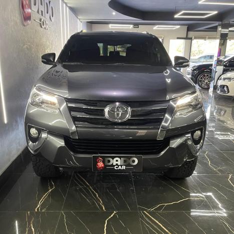 TOYOTA Hilux SW4 2.8 16V 4P SRX 4X4 7 LUGARES TURBO DIESEL AUTOM�TICO, Foto 11