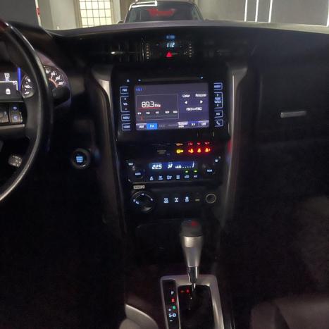 TOYOTA Hilux SW4 2.8 16V 4P SRX 4X4 7 LUGARES TURBO DIESEL AUTOM�TICO, Foto 13