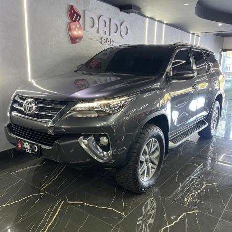 TOYOTA Hilux SW4 2.8 16V 4P SRX 4X4 7 LUGARES TURBO DIESEL AUTOM�TICO, Foto 18