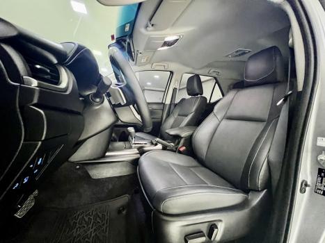 TOYOTA Hilux SW4 2.8 16V 4P SRX PLATINUM 4X4 7 LUGARES TURBO DIESEL AUTOM�TICO, Foto 8