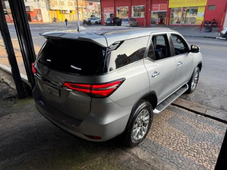 TOYOTA Hilux SW4 2.8 16V 4P SRX 4X4 7 LUGARES TURBO DIESEL AUTOM�TICO, Foto 5