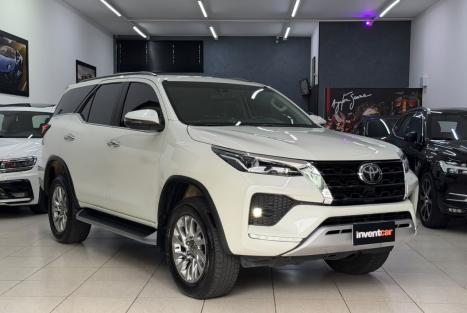 TOYOTA Hilux SW4 2.8 16V 4P SRX 4X4 7 LUGARES TURBO DIESEL AUTOM�TICO, Foto 1