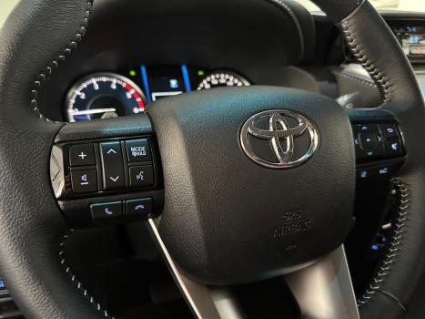 TOYOTA Hilux SW4 2.8 16V 4P SRX PLATINUM 4X4 7 LUGARES TURBO DIESEL AUTOM�TICO, Foto 15