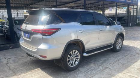 TOYOTA Hilux SW4 2.8 16V 4P SRX 4X4 7 LUGARES TURBO DIESEL AUTOM�TICO, Foto 6