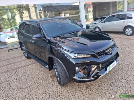 TOYOTA Hilux SW4 2.8 16V 4P SRX PLATINUM 4X4 7 LUGARES TURBO DIESEL AUTOM�TICO, Foto 3