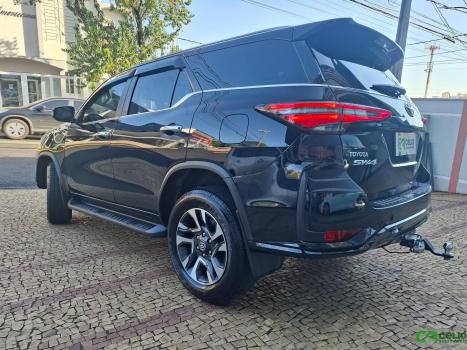 TOYOTA Hilux SW4 2.8 16V 4P SRX PLATINUM 4X4 7 LUGARES TURBO DIESEL AUTOM�TICO, Foto 14