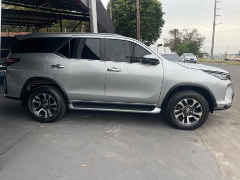 TOYOTA Hilux SW4 2.8 16V 4P SRX PLATINUM 4X4 7 LUGARES TURBO DIESEL AUTOM�TICO, Foto 5