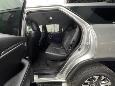 TOYOTA Hilux SW4 2.8 16V 4P SRX PLATINUM 4X4 7 LUGARES TURBO DIESEL AUTOM�TICO, Foto 15