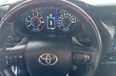 TOYOTA Hilux SW4 2.8 16V 4P SRX 4X4 7 LUGARES TURBO DIESEL AUTOM�TICO, Foto 10