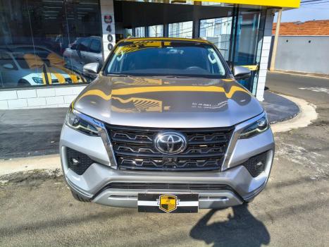 TOYOTA Hilux SW4 2.8 16V 4P SRX 4X4 7 LUGARES TURBO DIESEL AUTOMÁTICO, Foto 9