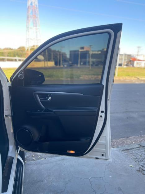 TOYOTA Hilux SW4 2.8 16V 4P SRX 4X4 7 LUGARES TURBO DIESEL AUTOMÁTICO, Foto 17