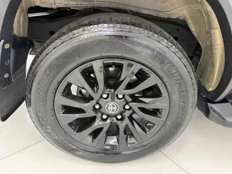 TOYOTA Hilux SW4 2.8 16V 4P SRX 4X4 7 LUGARES TURBO DIESEL AUTOMÁTICO, Foto 16