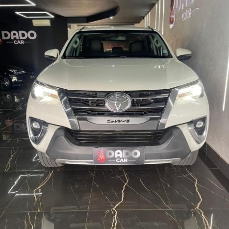 TOYOTA Hilux SW4 2.8 16V 4P SRX 4X4 7 LUGARES TURBO DIESEL AUTOMÁTICO, Foto 10