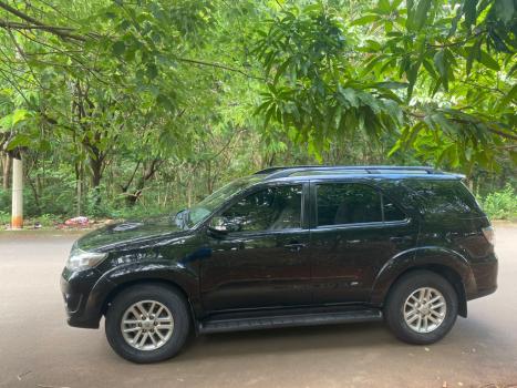 TOYOTA Hilux SW4 3.0 16V 4P SRV 4X4 7 LUGARES TURBO DIESEL AUTOM�TICO, Foto 1