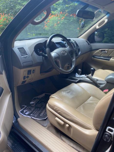 TOYOTA Hilux SW4 3.0 16V 4P SRV 4X4 7 LUGARES TURBO DIESEL AUTOM�TICO, Foto 12