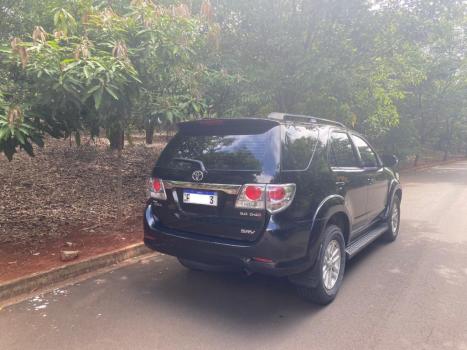 TOYOTA Hilux SW4 3.0 16V 4P SRV 4X4 7 LUGARES TURBO DIESEL AUTOM�TICO, Foto 6