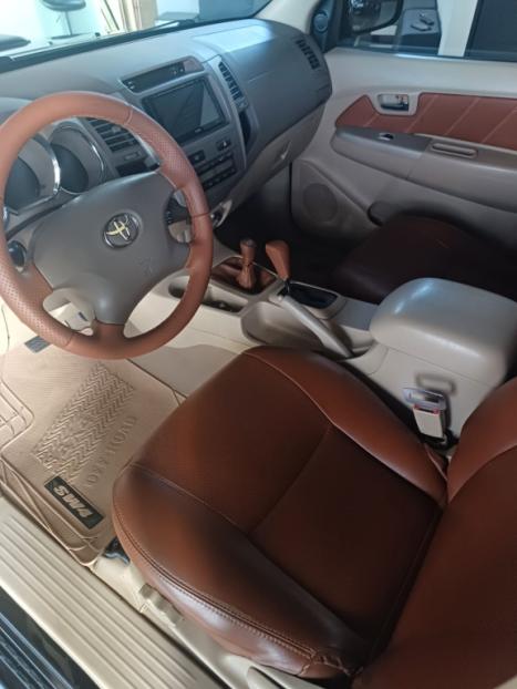 TOYOTA Hilux SW4 3.0 16V 4P SRV 4X4 TURBO DIESEL AUTOMTICO, Foto 4