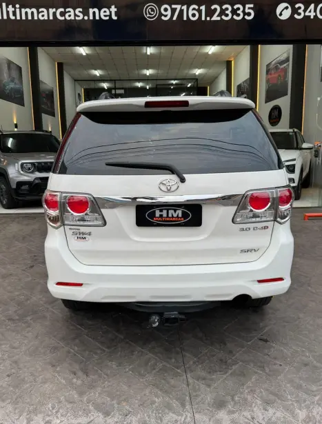 TOYOTA Hilux SW4 3.0 16V 4P SRV 4X4 7 LUGARES TURBO DIESEL AUTOMTICO, Foto 10