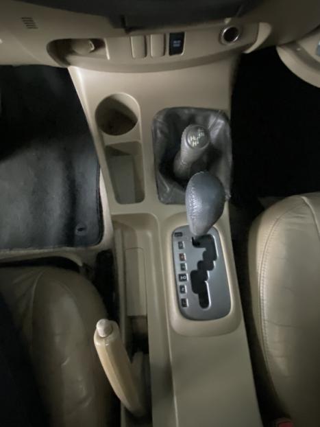 TOYOTA Hilux SW4 3.0 16V 4P SRV 4X4 7 LUGARES TURBO DIESEL AUTOMTICO, Foto 8
