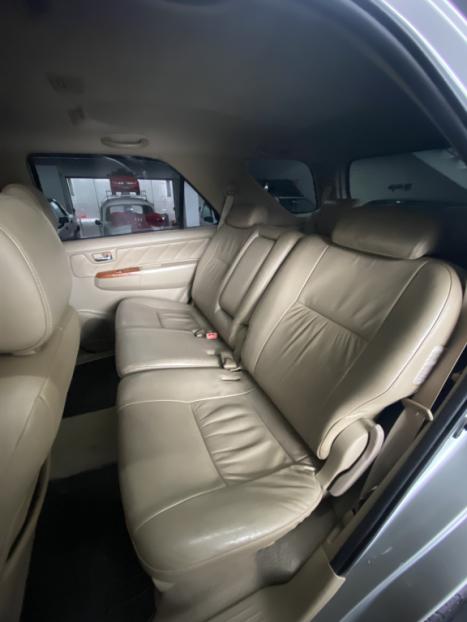 TOYOTA Hilux SW4 3.0 16V 4P SRV 4X4 7 LUGARES TURBO DIESEL AUTOMTICO, Foto 13