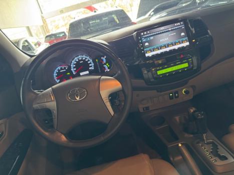 TOYOTA Hilux SW4 3.0 16V 4P SRV 4X4 7 LUGARES TURBO DIESEL AUTOMTICO, Foto 10