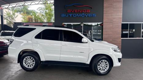 TOYOTA Hilux SW4 3.0 16V 4P SRV 4X4 TURBO DIESEL AUTOM�TICO, Foto 1