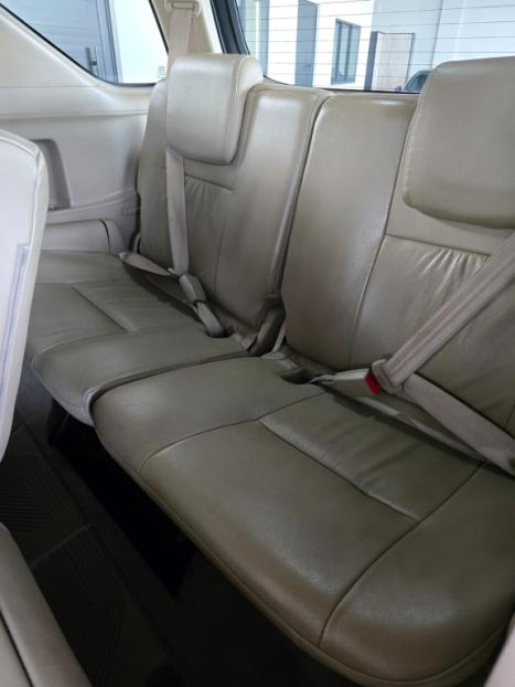 TOYOTA Hilux SW4 3.0 16V 4P SRV 4X4 7 LUGARES TURBO DIESEL AUTOM�TICO, Foto 7