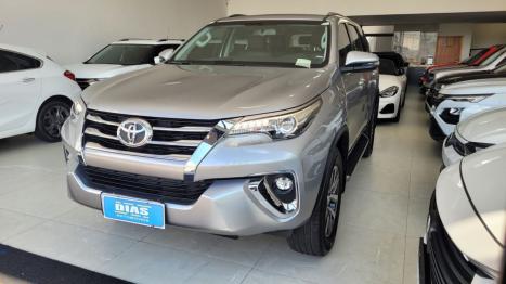 TOYOTA Hilux SW4 3.0 16V 4P SRV 4X4 7 LUGARES TURBO DIESEL AUTOM�TICO, Foto 2