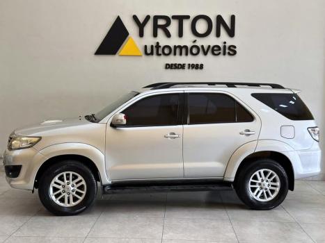 TOYOTA Hilux SW4 3.0 16V 4P SRV 4X4 TURBO DIESEL AUTOM�TICO, Foto 1