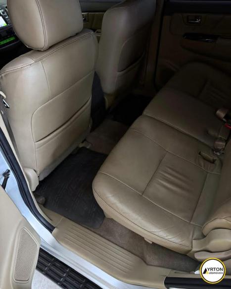 TOYOTA Hilux SW4 3.0 16V 4P SRV 4X4 TURBO DIESEL AUTOM�TICO, Foto 10