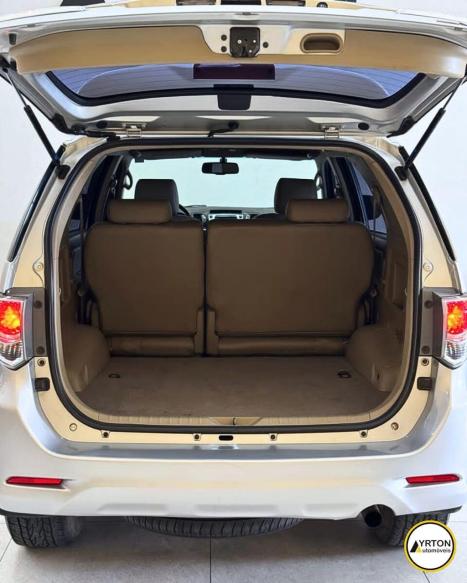 TOYOTA Hilux SW4 3.0 16V 4P SRV 4X4 TURBO DIESEL AUTOM�TICO, Foto 15